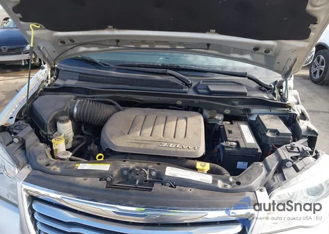 2012 Chrysler Town & Country Limited from USA, damaged, VIN 2C4RC1GG2CR107102